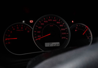 Подержанный автомобиль Subaru Impreza Hatchback 2008 года (11 фото)