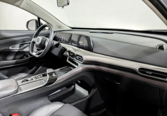 Подержанный автомобиль Changan UNI-T 2023 года (11 фото)