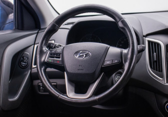 Подержанный автомобиль Hyundai Creta 2017 года (15 фото)