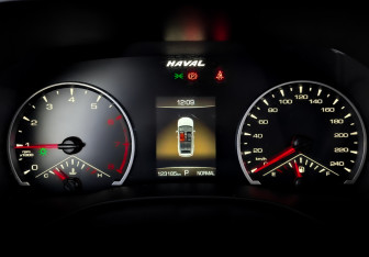 Подержанный автомобиль Haval Jolion 2022 года (13 фото)