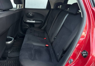 Подержанный автомобиль Nissan Juke 2011 года (10 фото)