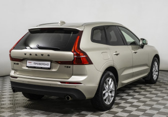 Подержанный автомобиль Volvo XC60 2018 года (5 фото)