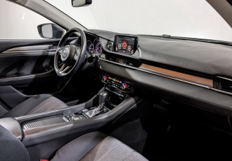 Подержанный автомобиль Mazda 6 Sedan 2019 года (13 фото)