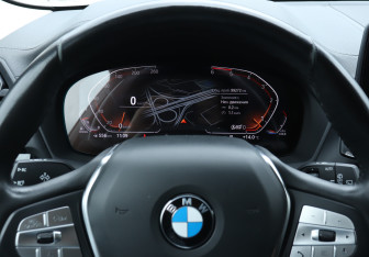 Подержанный автомобиль BMW X3 2020 года (11 фото)