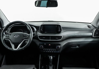 Подержанный автомобиль Hyundai Tucson 2018 года (6 фото)