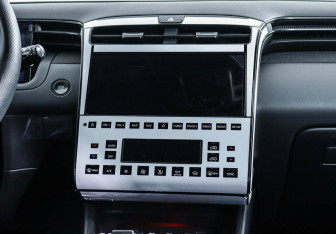 Подержанный автомобиль Hyundai Tucson 2022 года (15 фото)