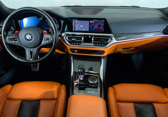 Подержанный автомобиль BMW M3 Sedan 2021 года (11 фото)