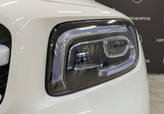 Подержанный автомобиль Mercedes-Benz GLB 2021 года (11 фото)