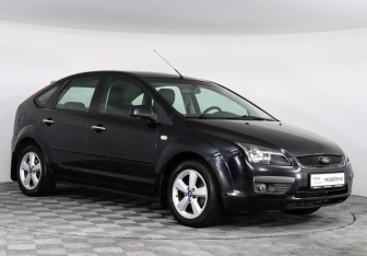 Подержанный автомобиль Ford Focus Hatchback 2007 года (2 фото)