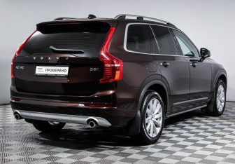 Подержанный автомобиль Volvo XC90 2019 года (5 фото)