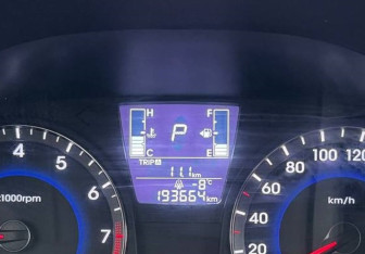 Подержанный автомобиль Hyundai Solaris Sedan 2015 года (12 фото)