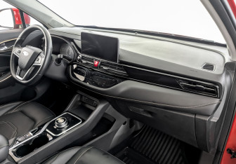 Подержанный автомобиль Москвич 3е 2023 года (11 фото)