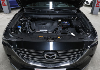 Подержанный автомобиль Mazda CX-9 2018 года (9 фото)