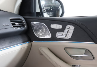 Подержанный автомобиль Mercedes-Benz GLE 2019 года (22 фото)