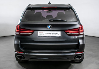 Подержанный автомобиль BMW X5 2014 года (6 фото)