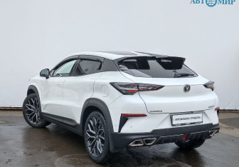 Подержанный автомобиль Changan UNI-T 2023 года (7 фото)