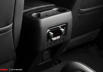 Новый GMC Yukon 2025 (18 фото)