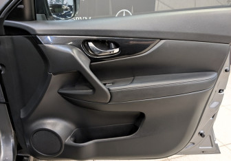 Подержанный автомобиль Nissan X-Trail 2019 года (12 фото)