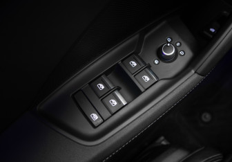 Подержанный автомобиль Audi A3 Hatchback 2021 года (15 фото)