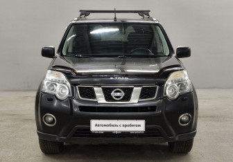Подержанный автомобиль Nissan X-Trail 2012 года (2 фото)