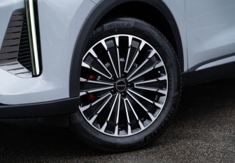 Новый Exeed RX 2025 (4 фото)