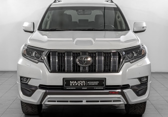 Подержанный автомобиль Toyota Land Cruiser Prado 2019 года (2 фото)