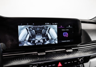 Подержанный автомобиль Kia Carnival 2021 года (29 фото)