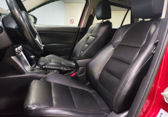 Подержанный автомобиль Mazda CX-5 2013 года (10 фото)