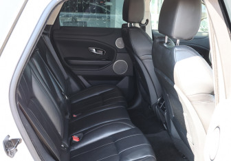 Подержанный автомобиль Land Rover Range Rover Evoque 2018 года (12 фото)