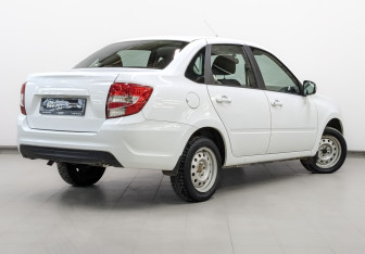 Подержанный автомобиль LADA (ВАЗ) Granta Sedan 2024 года (5 фото)