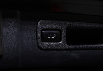 Подержанный автомобиль Lexus NX 2015 года (19 фото)