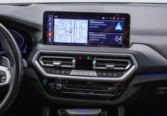 Подержанный автомобиль BMW X3 2021 года (14 фото)