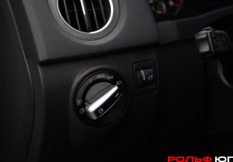 Подержанный автомобиль Volkswagen Tiguan 2011 года (18 фото)