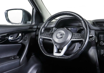Подержанный автомобиль Nissan Qashqai 2021 года (12 фото)