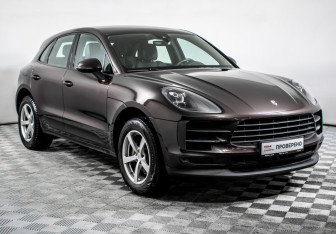 Подержанный автомобиль Porsche Macan 2020 года (3 фото)