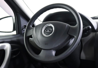 Подержанный автомобиль LADA (ВАЗ) Largus Wagon 2016 года (12 фото)