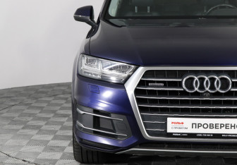 Подержанный автомобиль Audi Q7 2019 года (13 фото)
