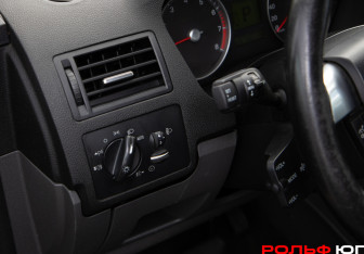 Подержанный автомобиль Ford C-MAX 2005 года (17 фото)
