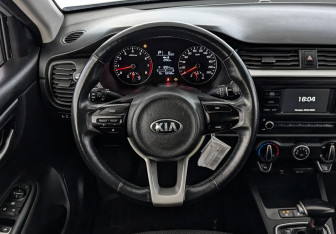 Подержанный автомобиль Kia Rio Hatchback 2021 года (22 фото)