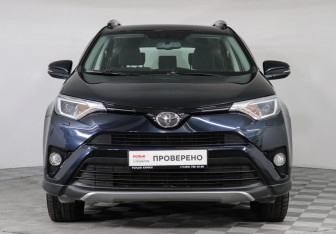 Подержанный автомобиль Toyota RAV4 2016 года (2 фото)