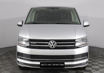 Подержанный автомобиль Volkswagen Multivan 2016 года (2 фото)