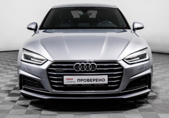 Подержанный автомобиль Audi A5 Liftback 2019 года (2 фото)