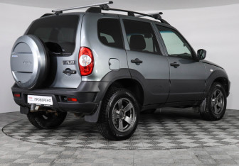 Подержанный автомобиль Chevrolet Niva 2020 года (5 фото)