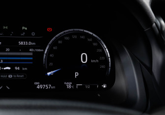 Подержанный автомобиль Toyota Camry Sedan 2022 года (11 фото)