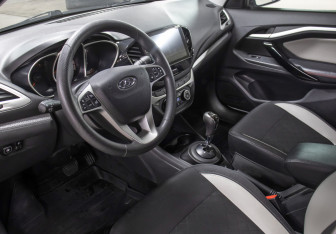 Подержанный автомобиль LADA (ВАЗ) Vesta Wagon 2019 года (16 фото)