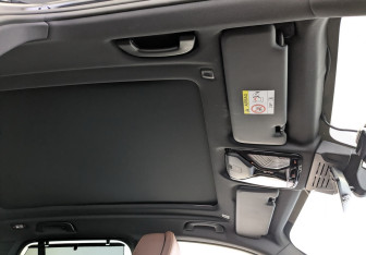 Подержанный автомобиль BMW X5 2025 года (22 фото)