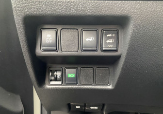 Подержанный автомобиль Nissan X-Trail 2018 года (16 фото)