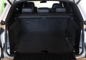 Подержанный автомобиль BMW X5 2013 года (25 фото)