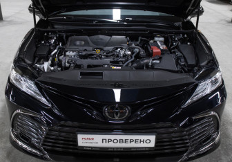 Подержанный автомобиль Toyota Camry Sedan 2022 года (9 фото)