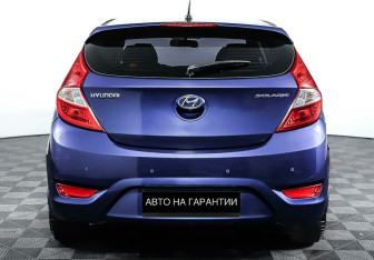 Подержанный автомобиль Hyundai Solaris Hatchback 2012 года (6 фото)